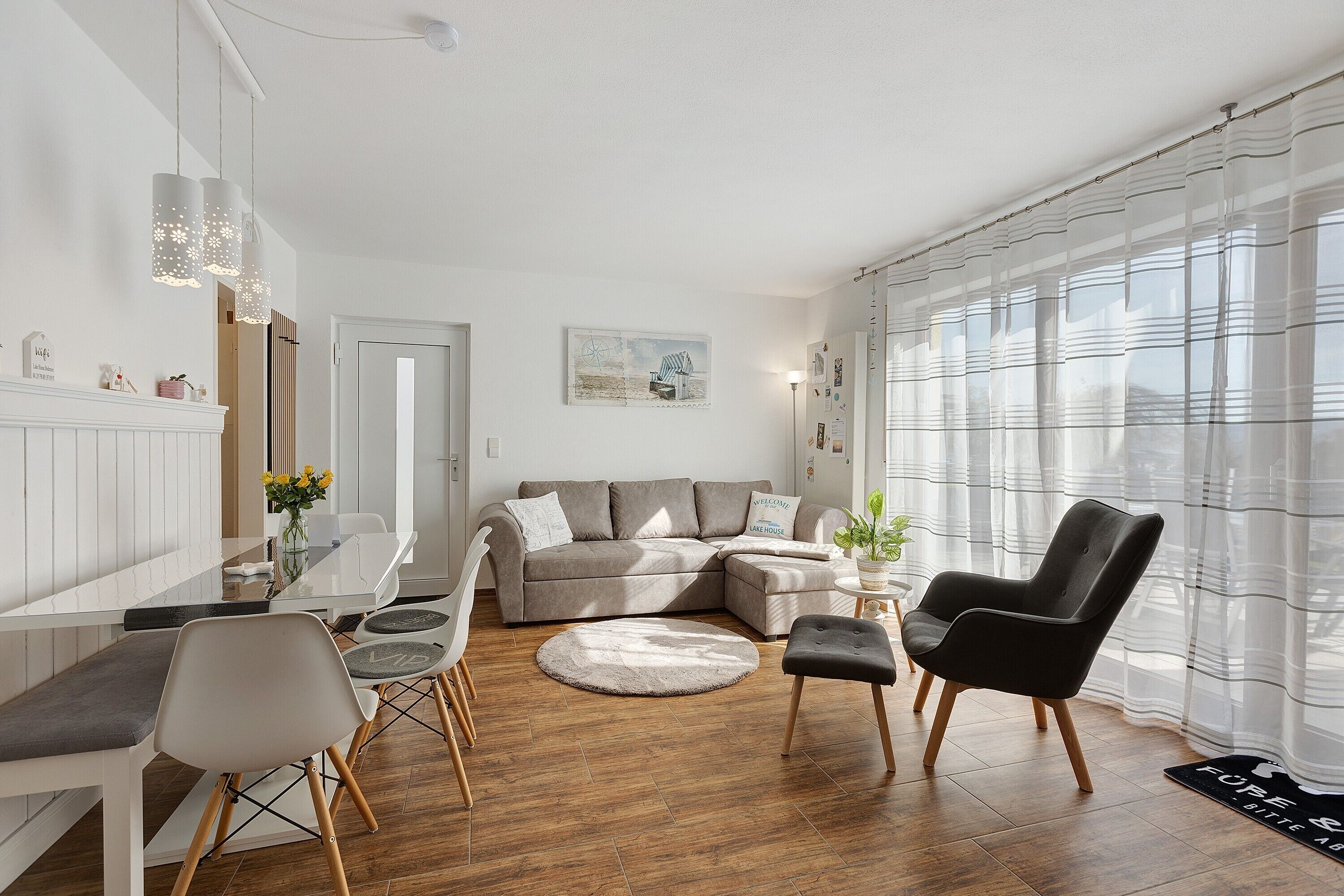 Tv, tv-spel, dvd-spelare och en stereo