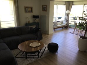 Living area - Comfortable apartment in secure residence 10 minutes' walk from the ocean! (Vaux-sur-Mer)