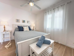 1 quarto, ferros/tábuas de passar roupa, Wi-Fi, roupa de cama