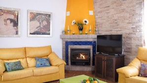 Casa, 3 habitaciones, terraza | Zona de estar