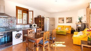 Casa, 3 habitaciones, terraza | Interior