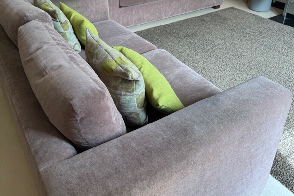 Living room /kitchen