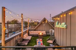 Terrace/patio - Sleeps 24, TWO Adjacent Homes - Only 3 miles to Broadway (Nashville)