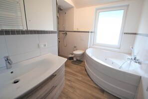 Dusche, Whirlpool
