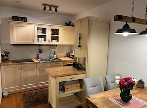 Apartment (One Bedroom Apartment) | Private kitchen