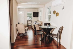 Télévision, espaces bureaux