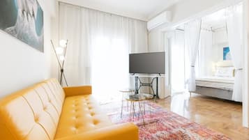 Apartment, Balcony | Living area | Flat-screen TV