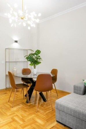 Apartment, Balcony | Living area