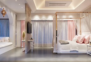 特級開放式套房, 花園景 | 迷你吧、書桌、熨斗/熨衫板、免費 Wi-Fi