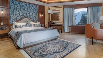 Phòng đôi Deluxe | Màn/rèm cản sáng, truy cập Internet không dây miễn phí