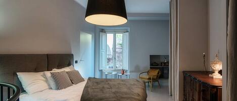 2 chambres, fer et planche à repasser, Wi-Fi, draps fournis