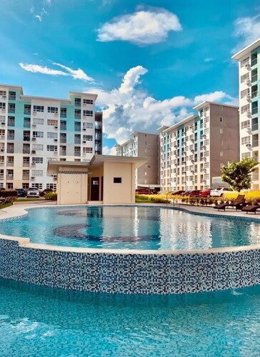 Cozy studio in amazing Davao with pool, WiFi, AC near Airport