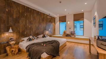 Comfort Double Room, Courtyard View | Premium bedding, down duvets, desk, laptop workspace