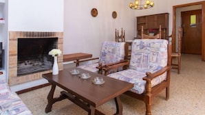 Maison, 4 chambres, terrasse | Intérieur
