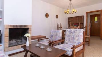 Casa, 4 habitaciones, terraza | Interior