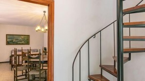 Maison, 4 chambres, terrasse | Intérieur