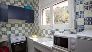 Casa, 4 habitaciones, terraza | Cocina privada