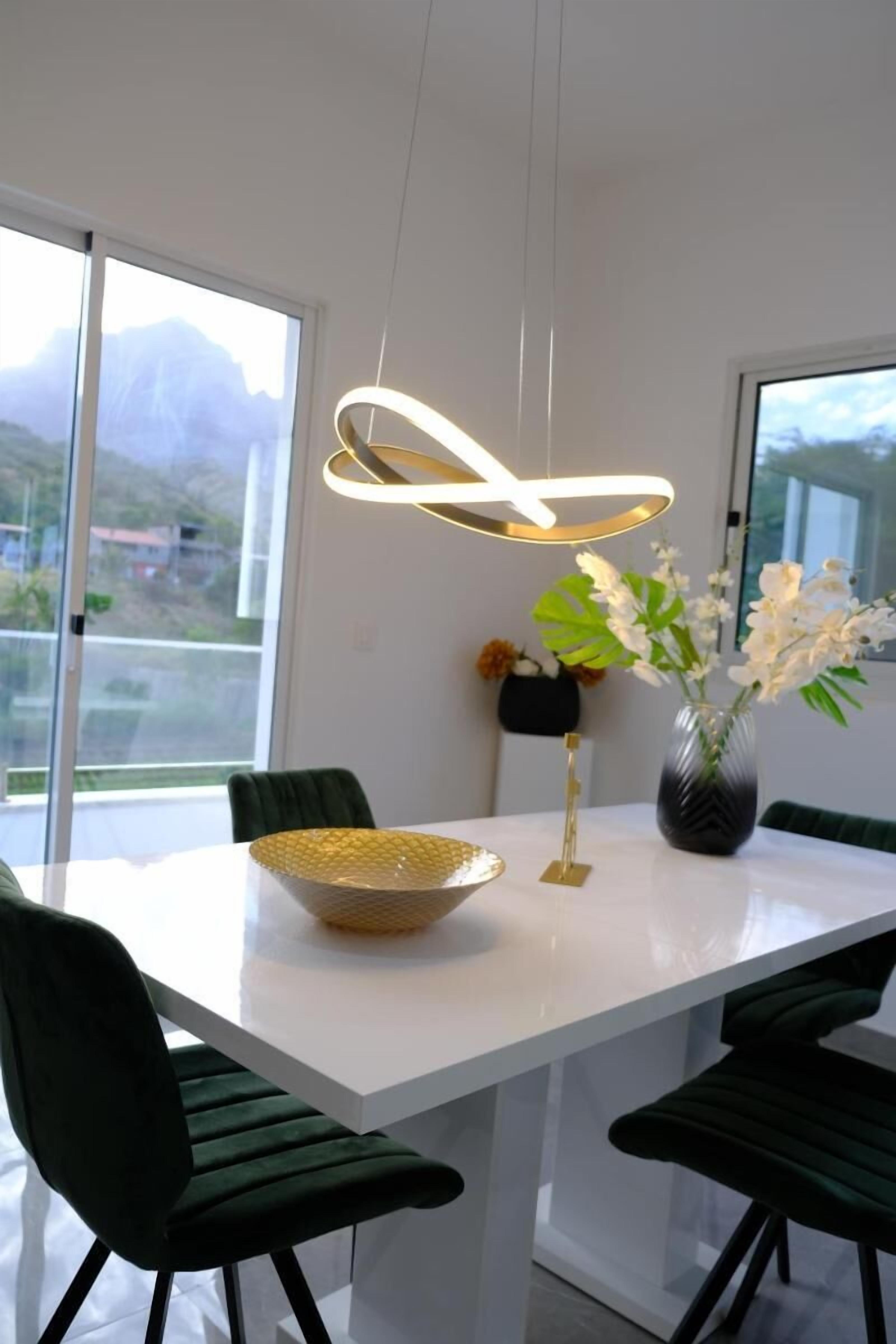 Villa, 3 Bedrooms, Smoking, Balcony | Dining room