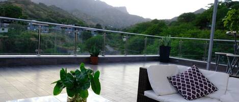 Villa, 3 chambres, fumeur, balcon | Balcon