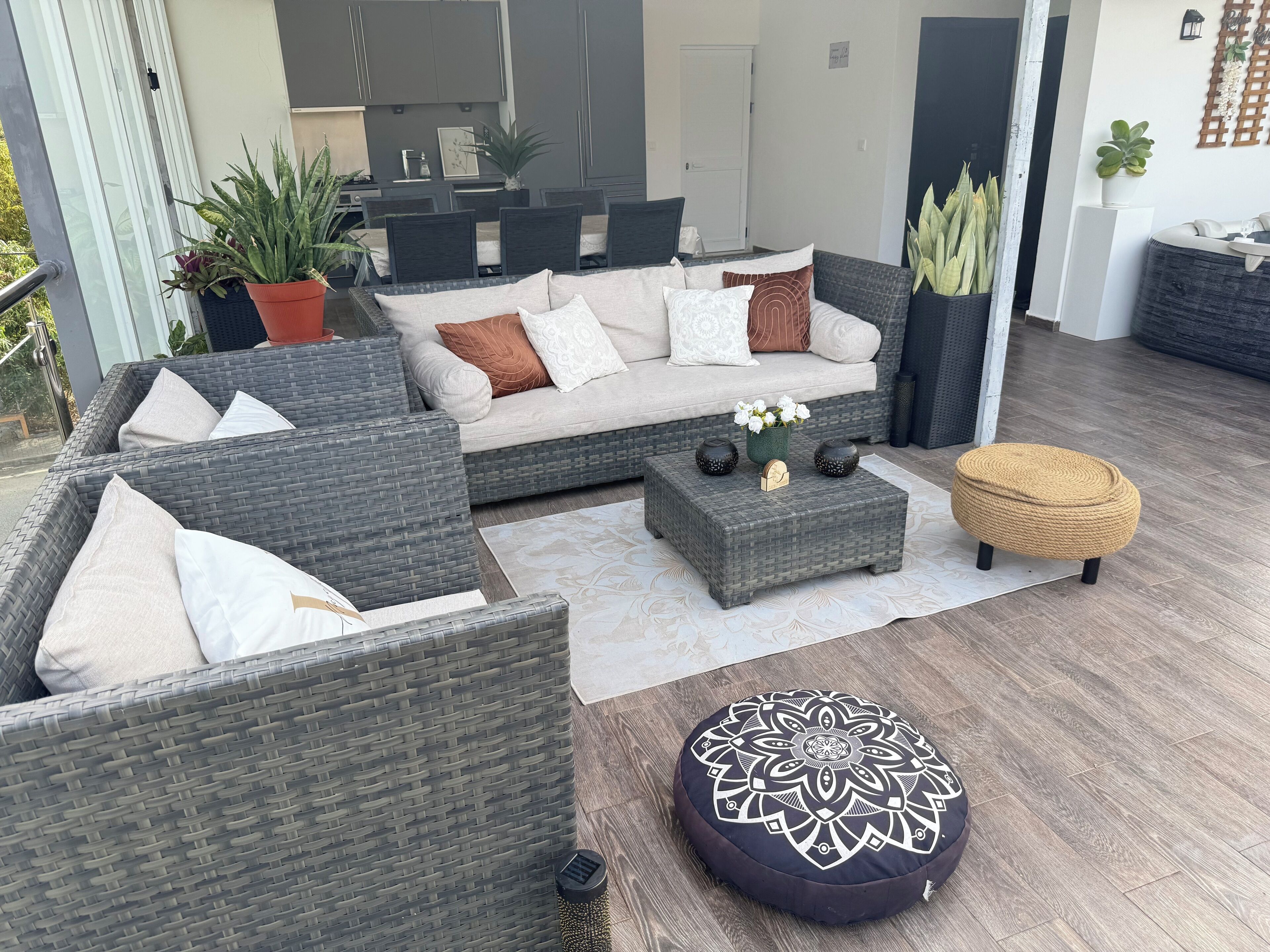 Villa, 3 habitaciones, para fumadores, balcón | Sala de estar