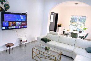 Living room - Villa Nayeli Luxury and Simplicity (Sao Lourenco dos Orgaos)
