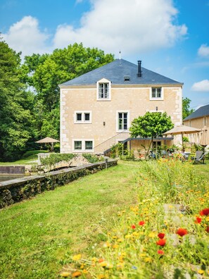 Exterior - Le Moulin de Prunget (Tendu)