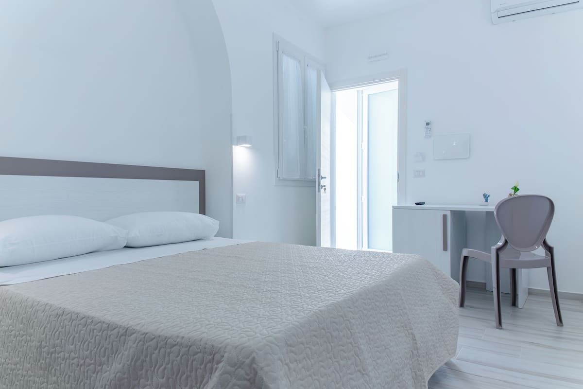 Classic Room | Peti besi dalam bilik, kalis bunyi, Wi-fi percuma