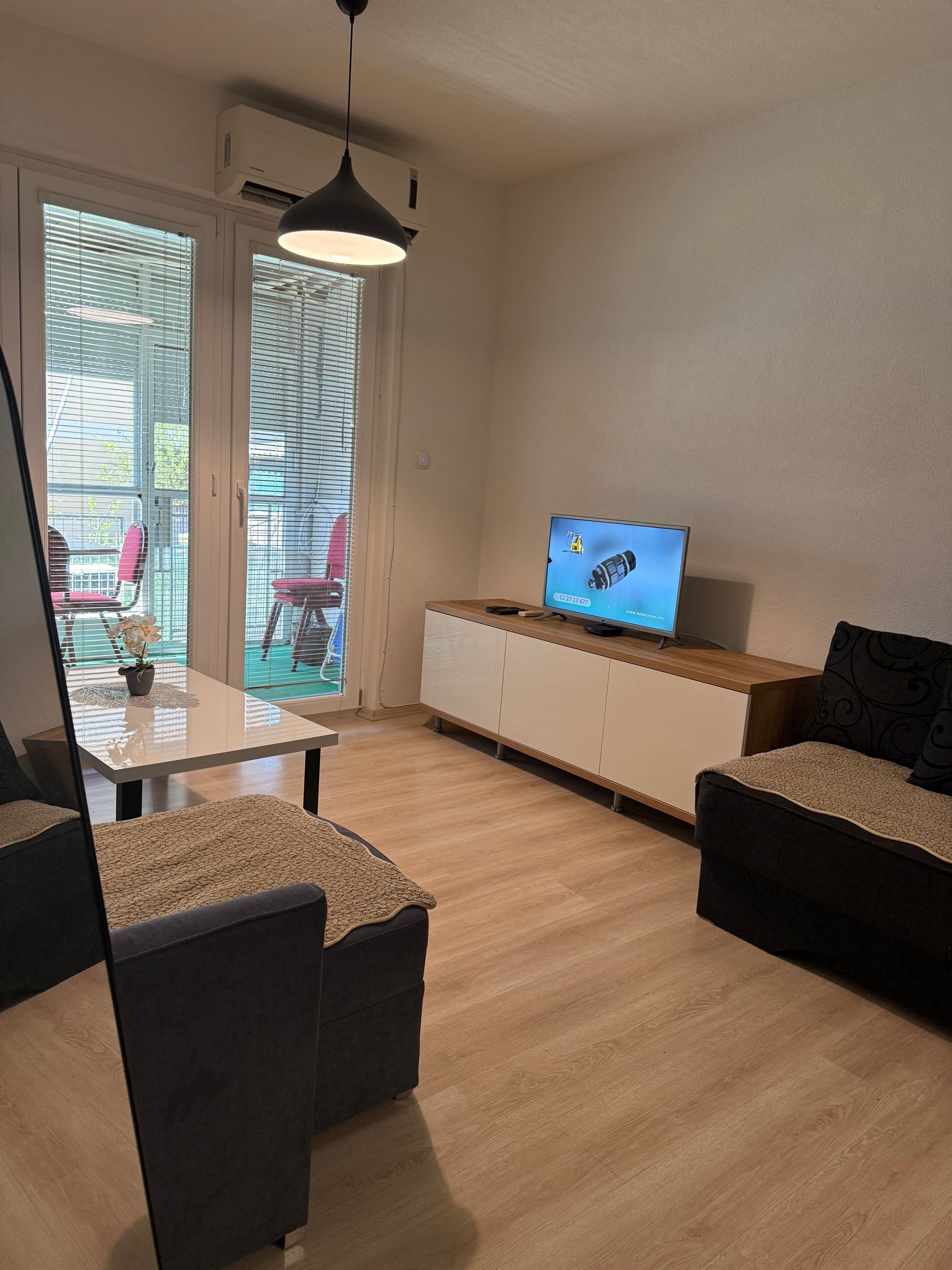 Apartment, Smoking, Balcony | Living room