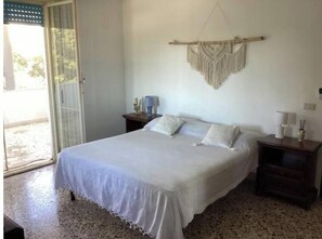 3 室のベッドルーム、WiFi、ベッドシーツ