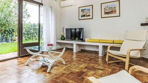 House, 5 Bedrooms, Terrace | Living area - Global Puig Dels Daus 8441 (Calonge)