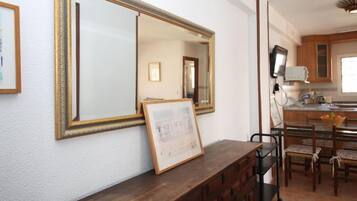 House, 2 Bedrooms, Terrace | Dining
