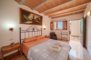House, 5 Bedrooms | 5 bedrooms - Global Cas Forner - By Global Rental Holidays 8709 (Campos)