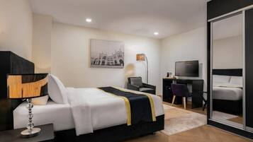 Executive Room | Kalis bunyi, seterika/papan seterika, Wi-fi percuma, cadar katil