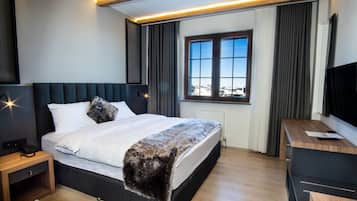 1 quarto, cofres nos quartos, escrivaninha, Wi-Fi de cortesia