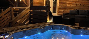 Log Home, Pvt Pond-Swim, Hot Tub
