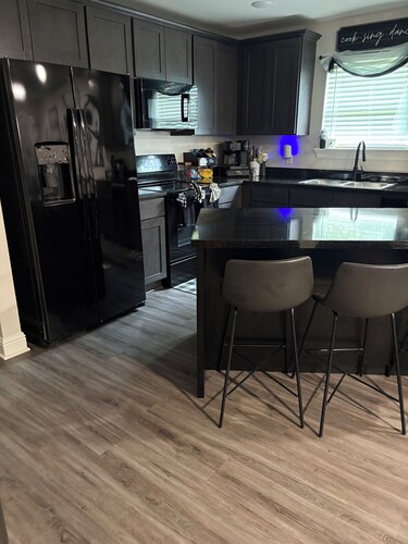 Charming 3-bedroom house with WiFi and AC in West Monroe