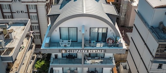 Charming 2-bedroom apartment with WiFi, AC in soothing Antalya