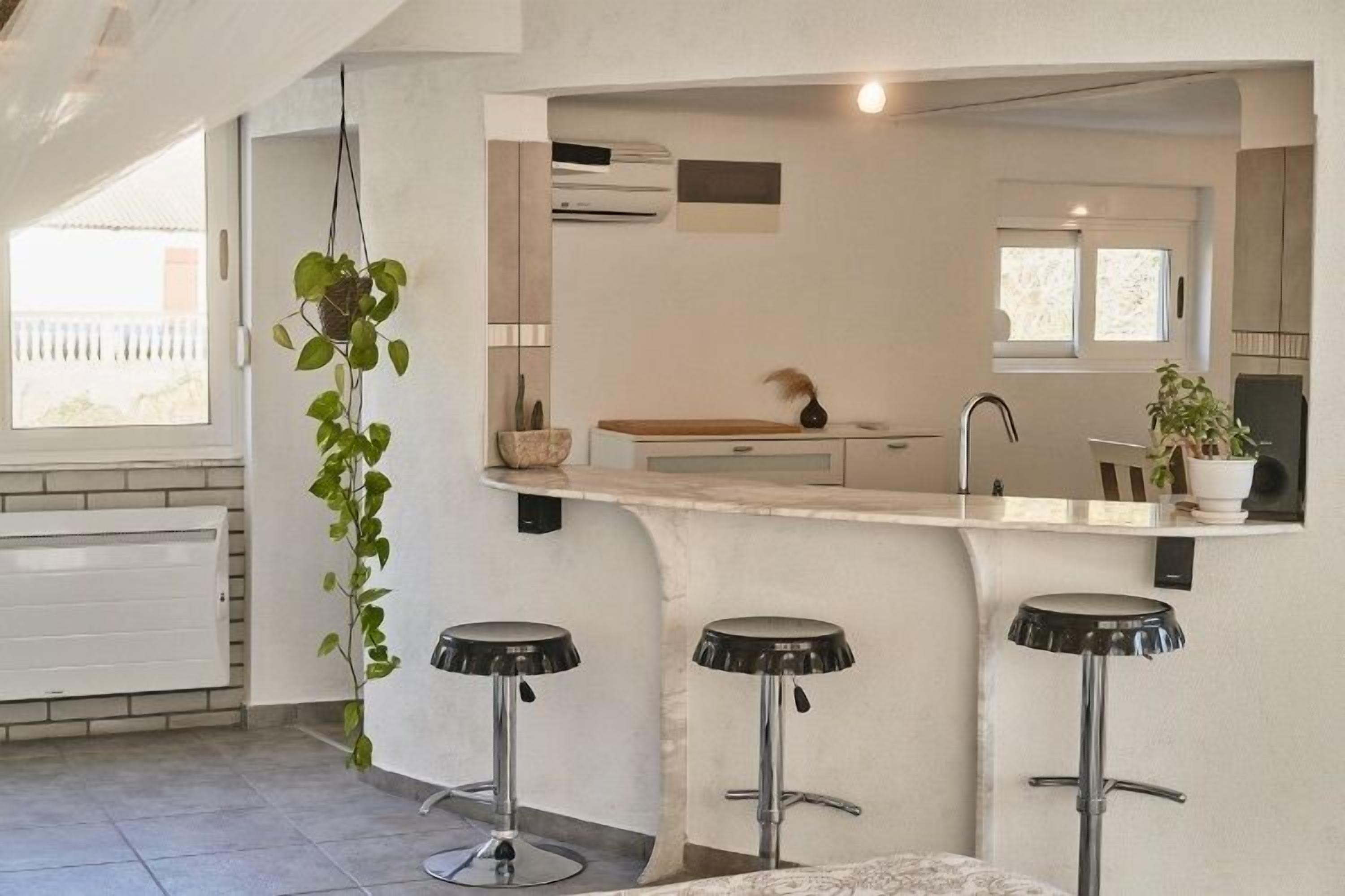 Luxe appartement, balkon, uitzicht op zee | Woonruimte