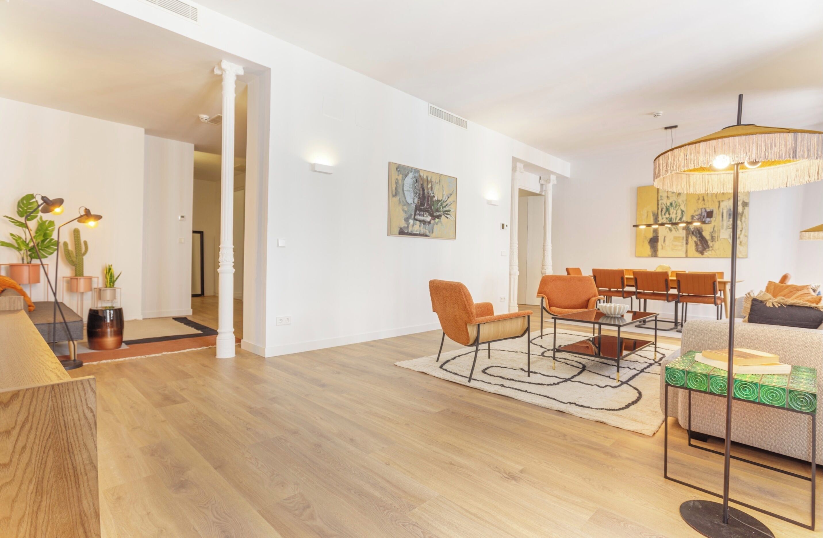 Elegant 4-bedroom Apartment In The Heart Of Madrid - Madrid