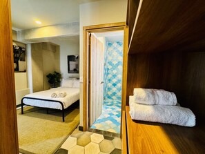 1 Schlafzimmer, Schreibtisch, Bügeleisen/Bügelbrett, WLAN