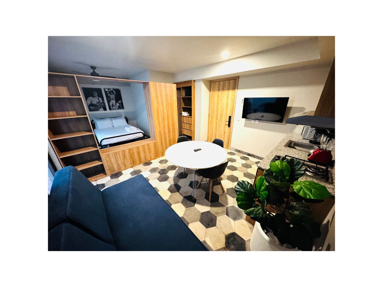 1 bedroom, iron/ironing board, WiFi