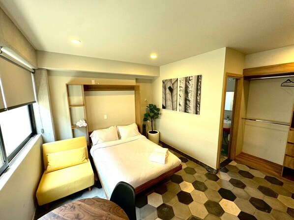 1 غرفة نوم ومكواة/لوح كي وواي فاي