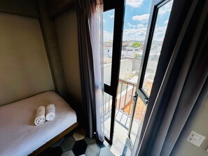 1 bedroom, iron/ironing board, WiFi - Stylish urban loft (Guadalajara)