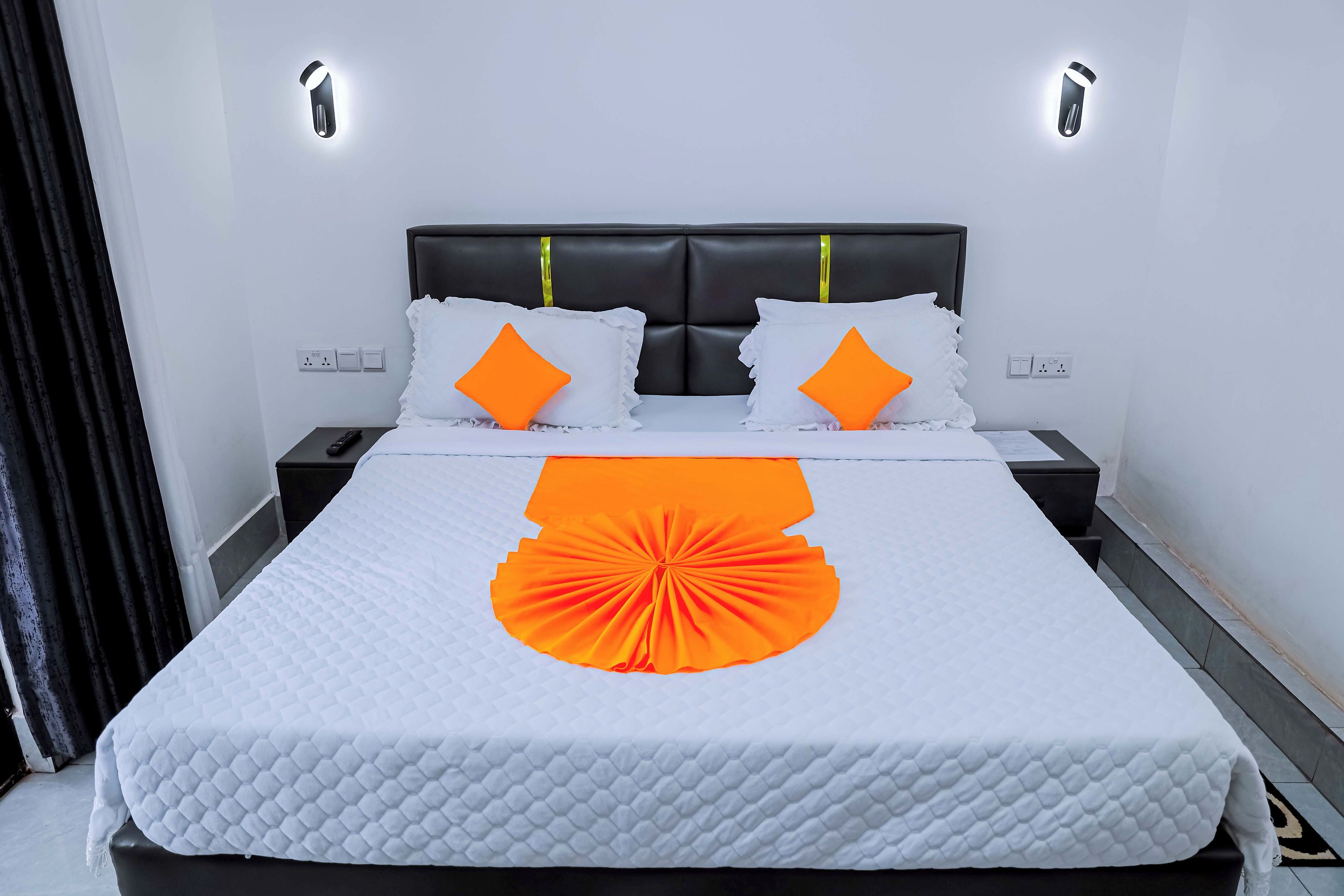 Apartamento, balcón, vistas a la ciudad | 14 dormitorios, minibar, escritorio