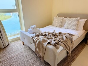 3 Schlafzimmer, Schreibtisch, Bügeleisen/Bügelbrett, WLAN