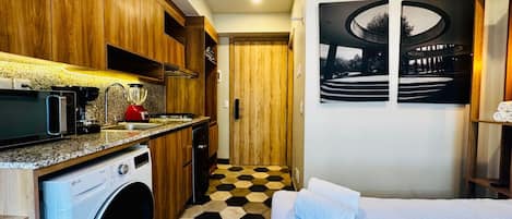 1 غرفة نوم ومكواة/لوح كي