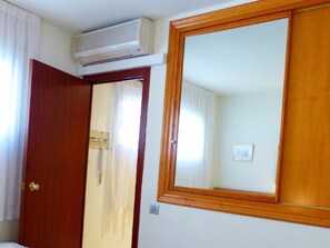 Interior - Family apartment in Salou with WiFi and air conditioning (Salou)