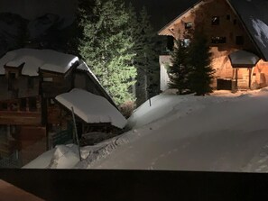 Exterior - Avoriaz: Cozy apartment for 4, fireplace, balcony, close to slopes (Avoriaz)