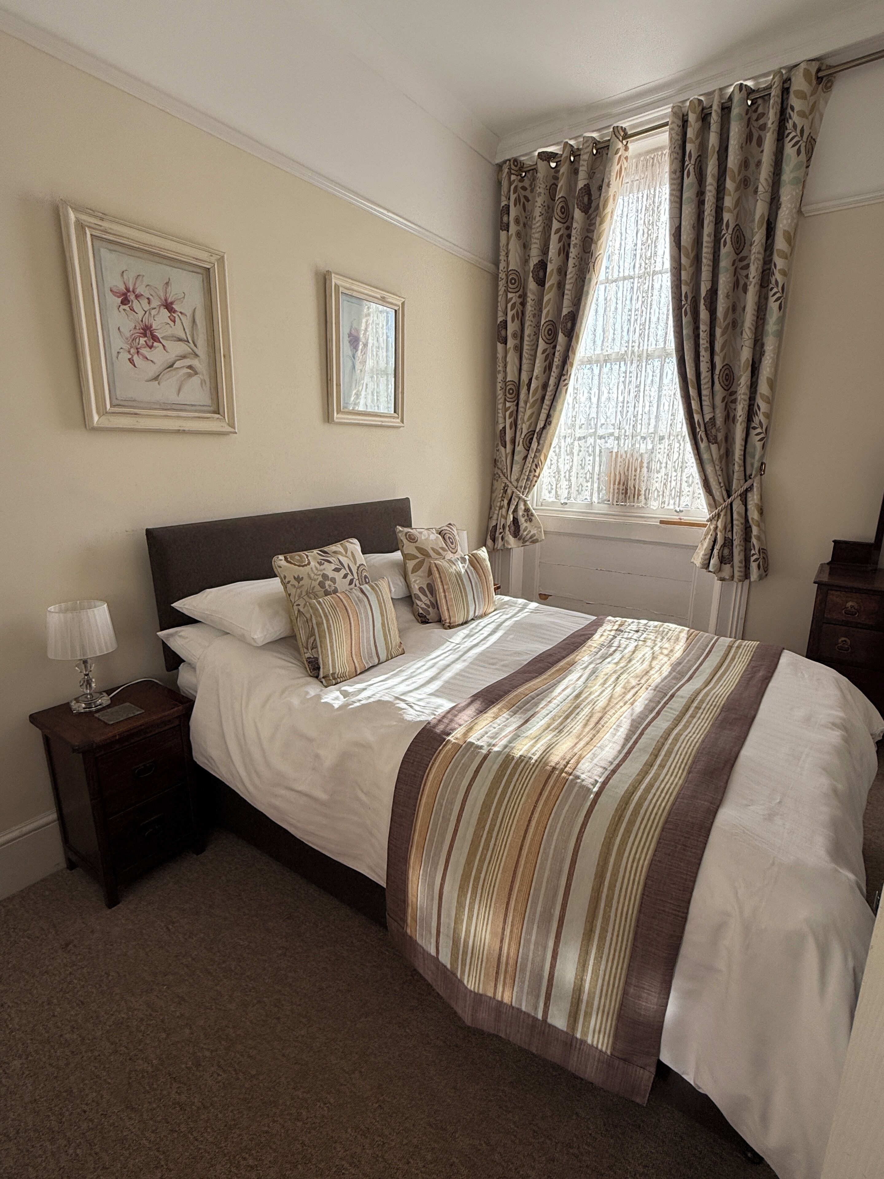 Comfort Apartment, City View