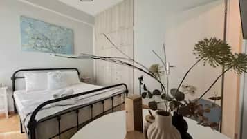 1 sovrum, strykjärn/strykbräda, wi-fi och sängkläder